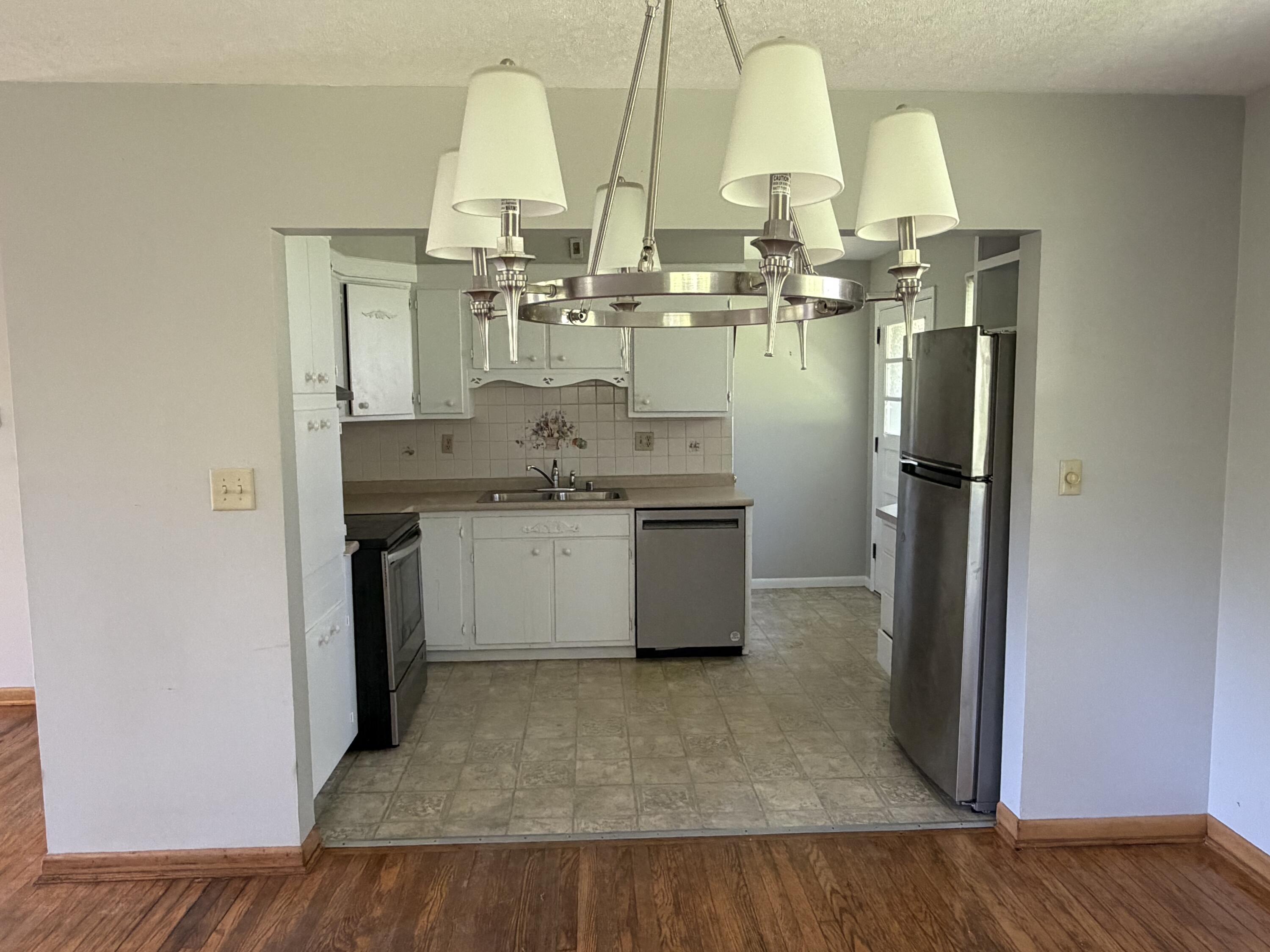 207 Savoy Road Newport, KY 41076 - Photo 9 of 14