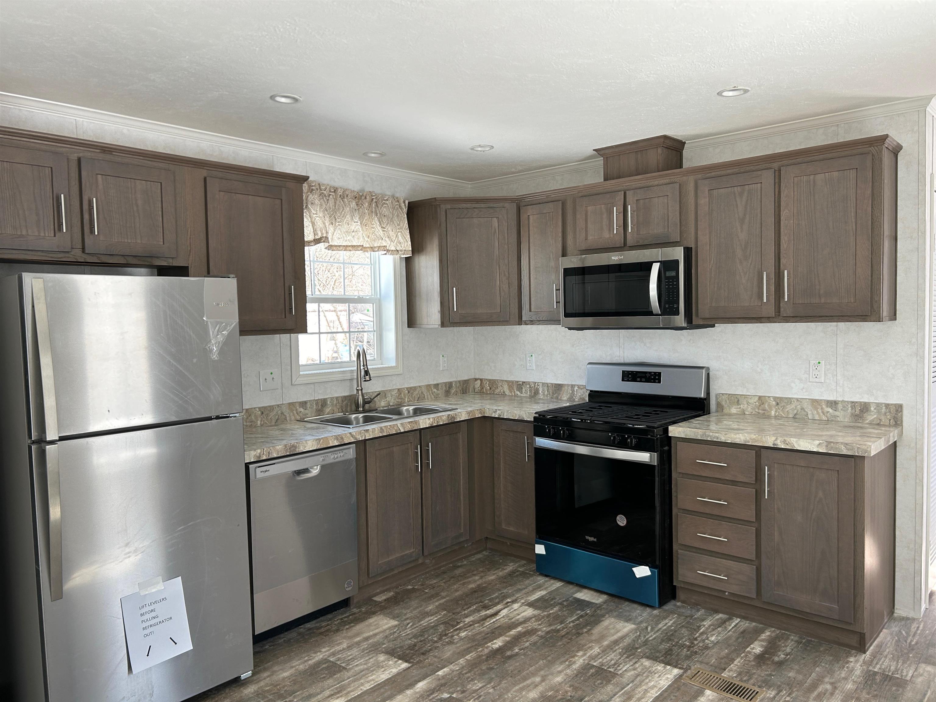 116 Pineland Park Road Milton, NH 03851 - Photo 4 of 27 Gallery Image 4