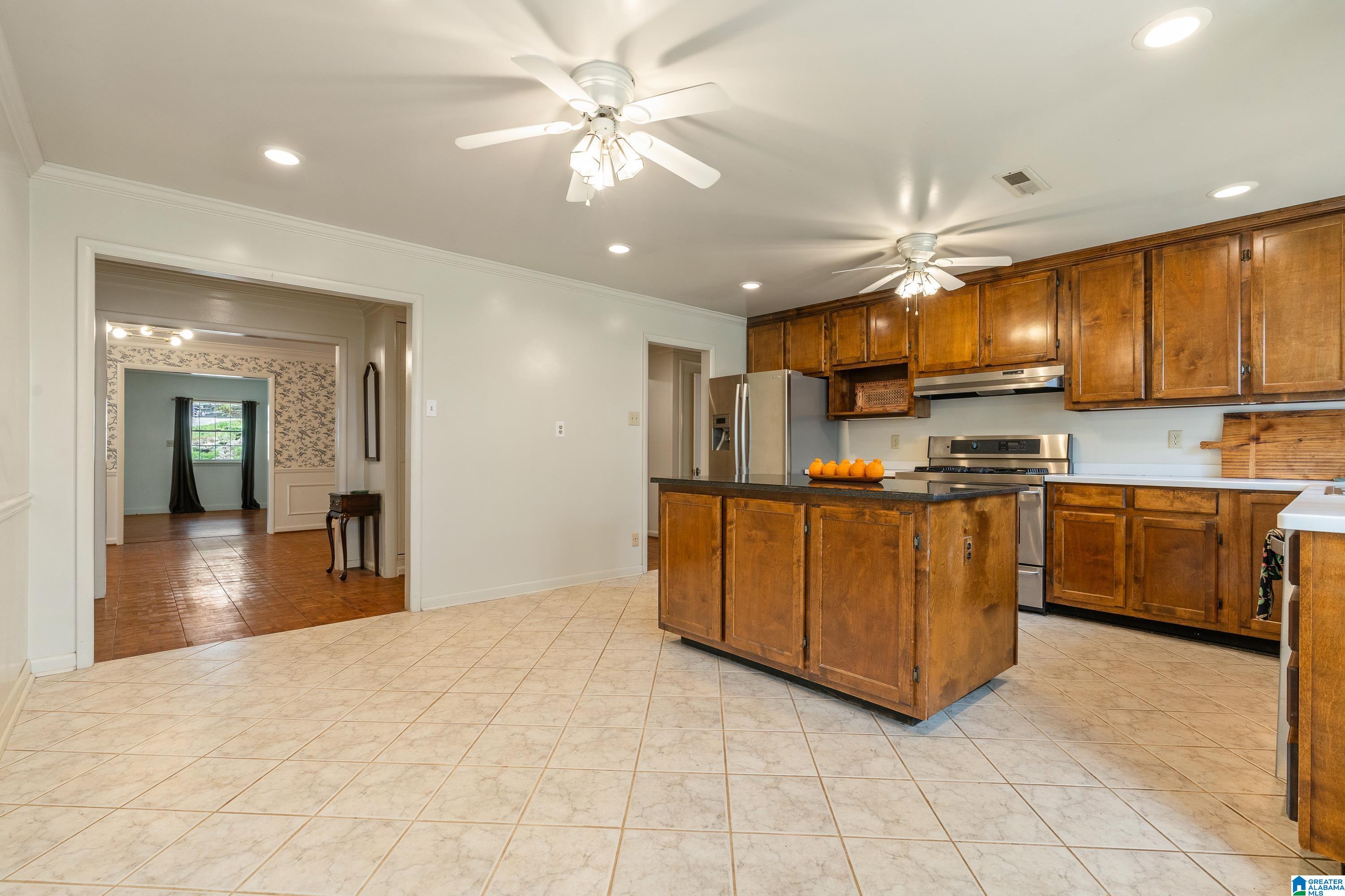 2221 Chapel Hill Road Birmingham, AL 35216 - Photo 14 of 35