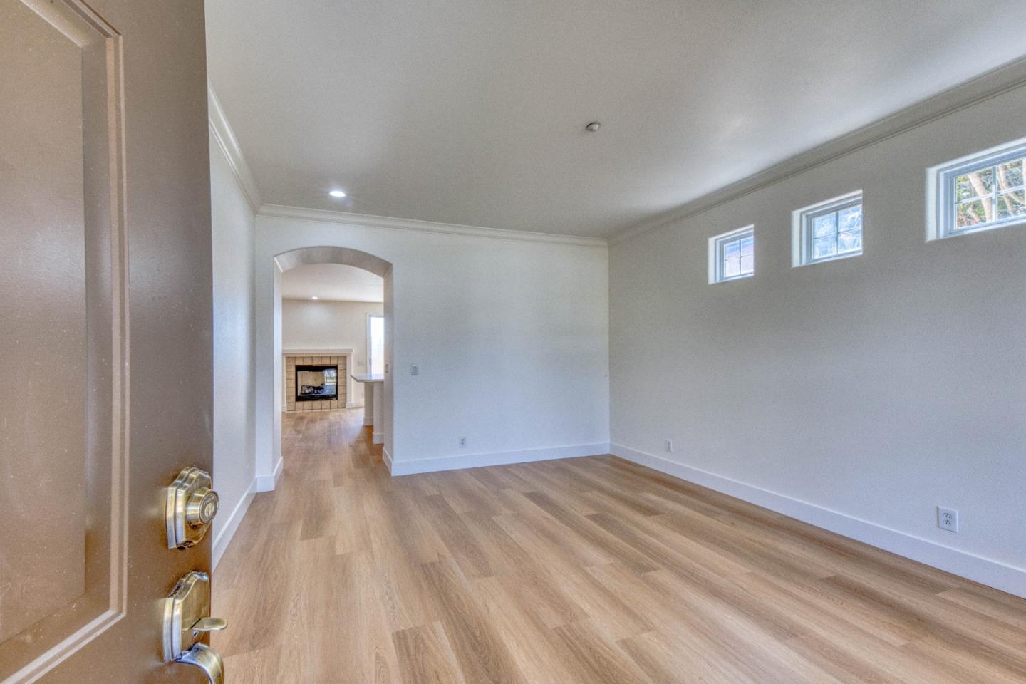 470 Cascade Way Salinas, CA 93906 - Photo 3 of 19