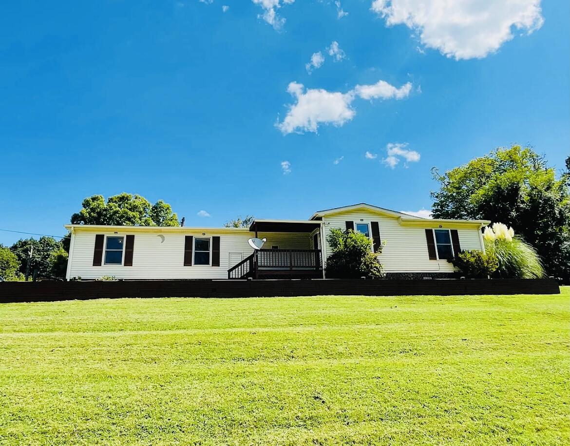 1035 Oyler Road Hardy, VA 24101 - Photo 2 of 70 1035 in Hardy VA