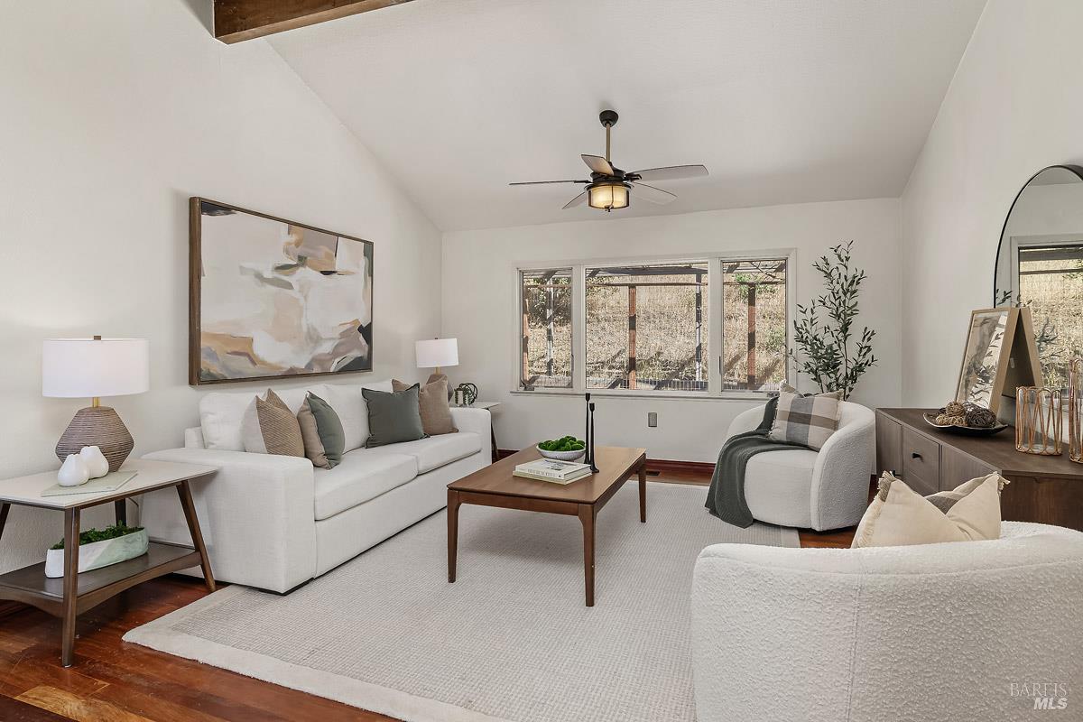 727 Alice Street Novato, CA 94945 - Photo 2 of 23