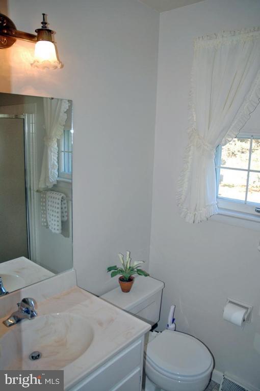 821 Bellecrest Road Lancaster, PA 17601 - Photo 13 of 17 Gallery Image 13