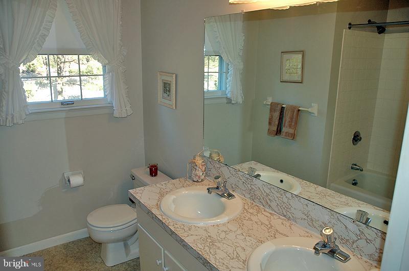 821 Bellecrest Road Lancaster, PA 17601 - Photo 17 of 17 Gallery Image 17