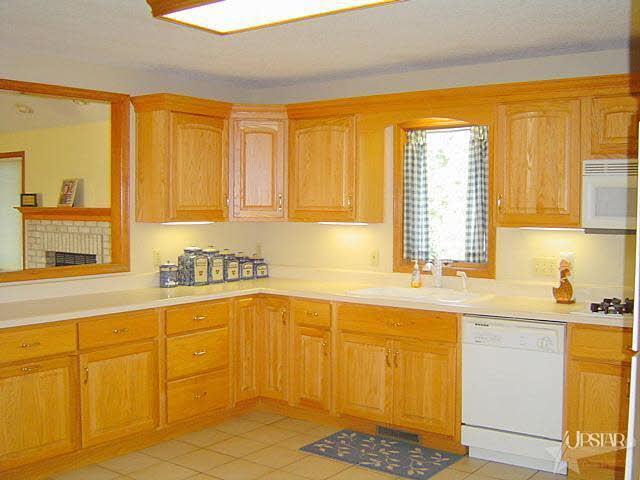 12436 North County Line Road East Spencerville, IN 46788 - Photo 7 of 25