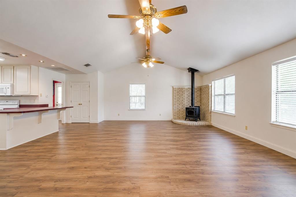 1110 Jones Road Weatherford, TX 76088 - Photo 5 of 36