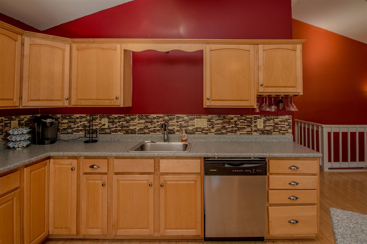90 Effingham Road Ossipee, NH 03864 - Photo 13 of 37