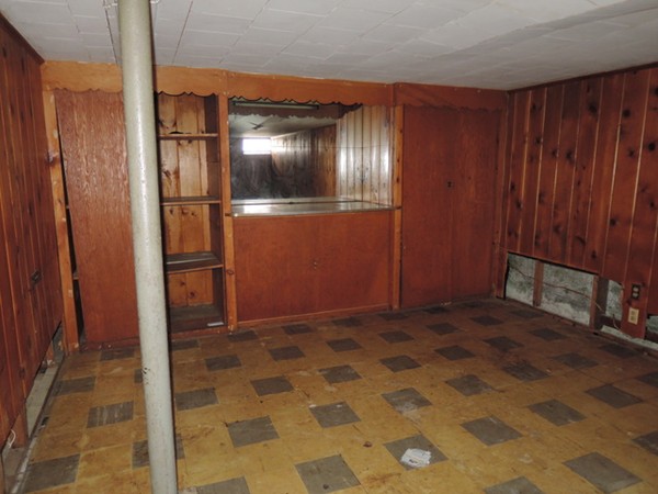 22 Canterbury Road Springfield, MA 01118 - Photo 17 of 24 Gallery Image 17