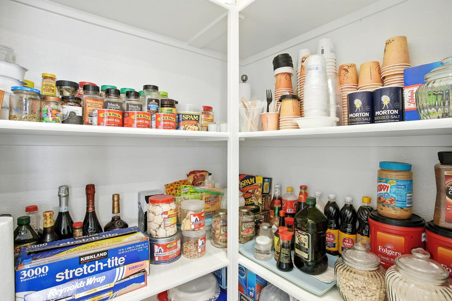 3742 Haymaker Way Sacramento, CA 95835 - Photo 14 of 39 a group of people sitting in a room