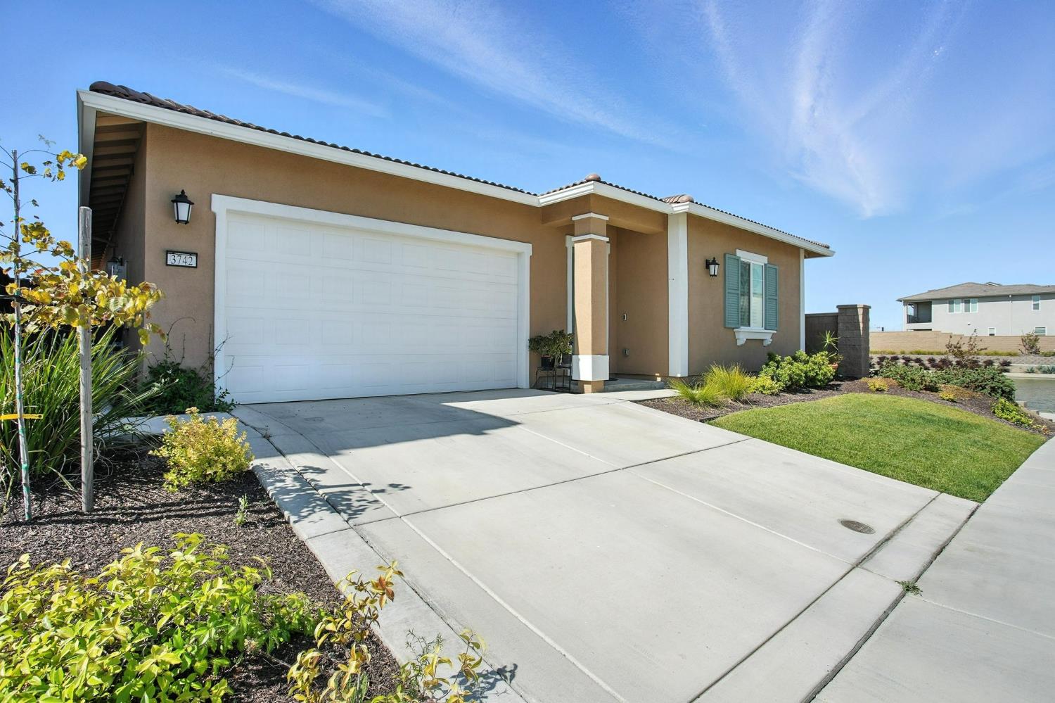 3742 Haymaker Way Sacramento, CA 95835 - Photo 2 of 39