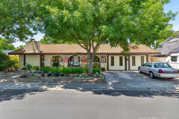 $1,199,900 | 625 Estrella Place, Davis, CA 95616