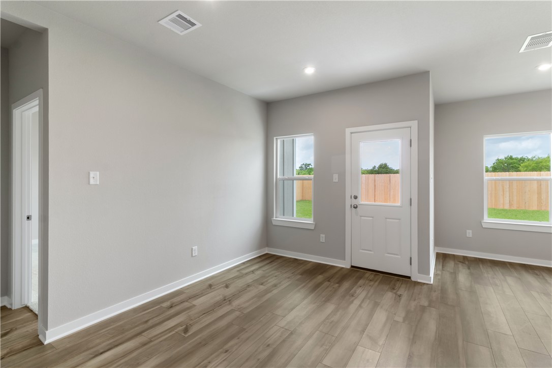 5504 Harriet Street Bryan, TX 77807 - Photo 9 of 23