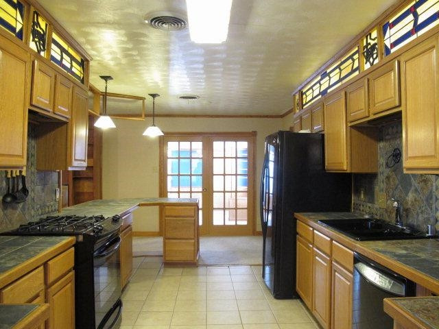 3827 52nd Street Lubbock, TX 79413 - Photo 4 of 10 Photo 4