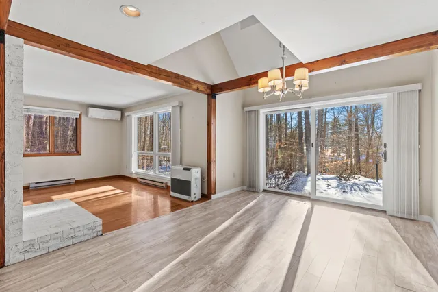 $649,900 | 11 Clover Lane, Windham, ME 04062