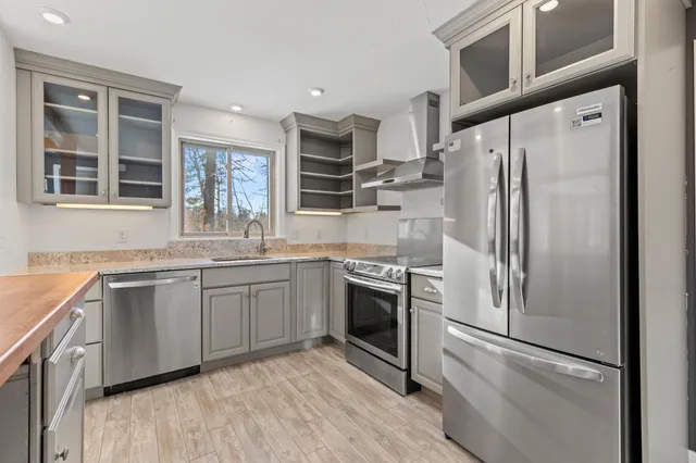 $649,900 | 11 Clover Lane, Windham, ME 04062