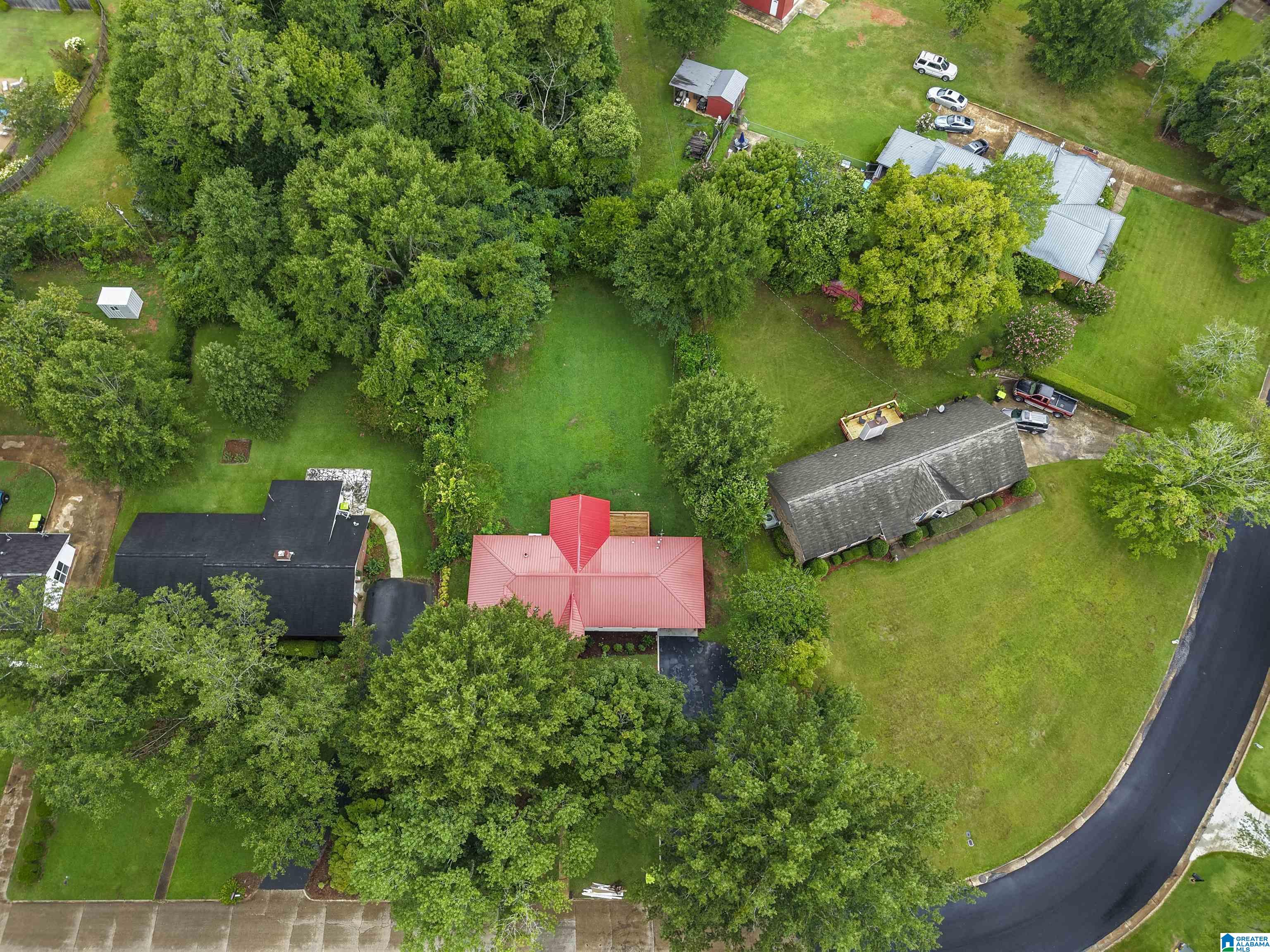2409 Overhill Road Sylacauga, AL 35150 - Photo 6 of 26
