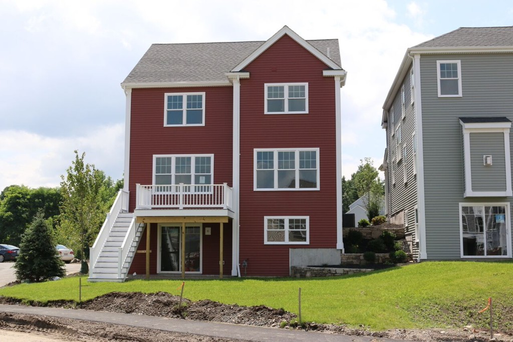114 Oxbow Road Wayland, MA 01778 - Photo 1 of 4