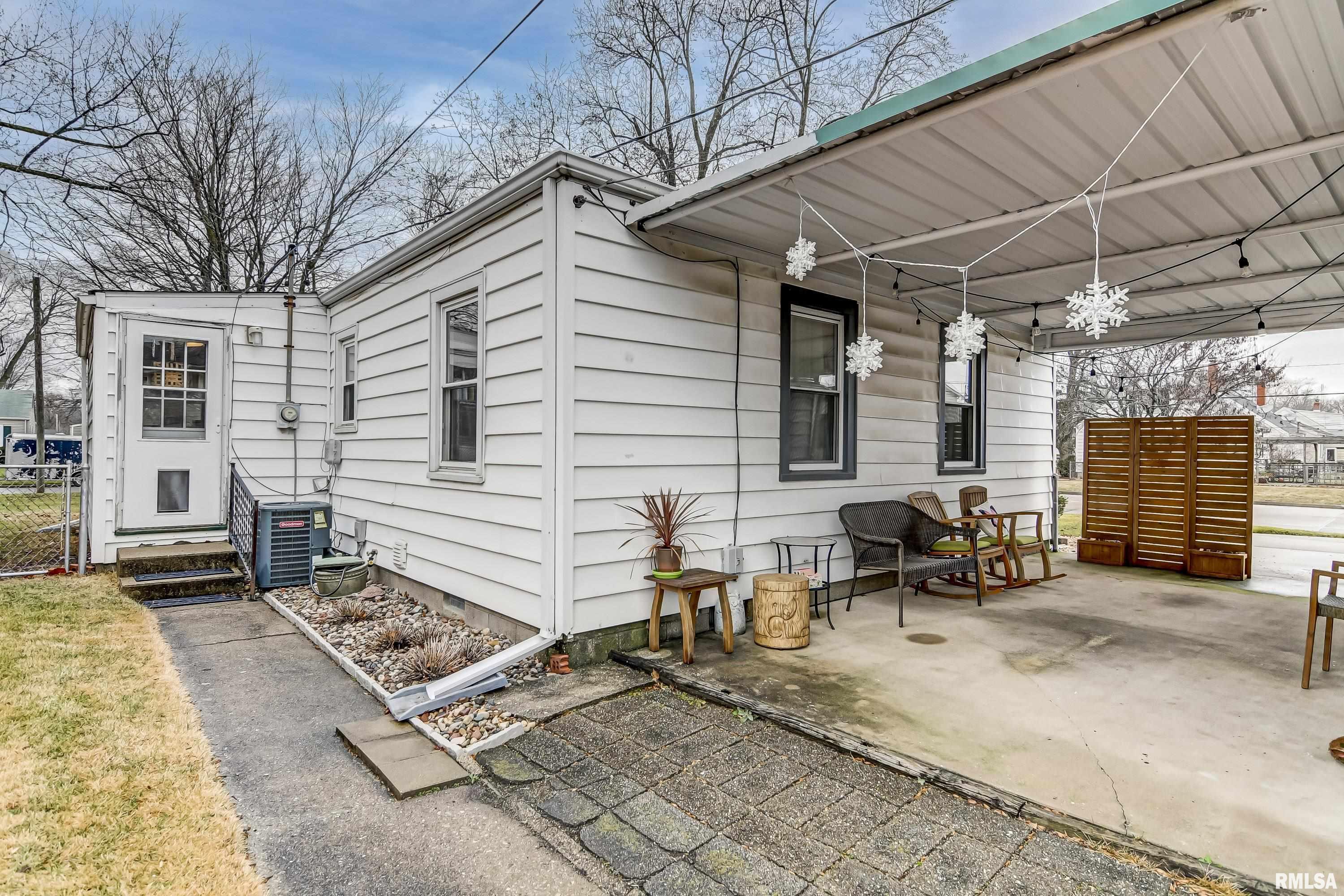 2300 South Spring Street Springfield, IL 62704 - Photo 32 of 33