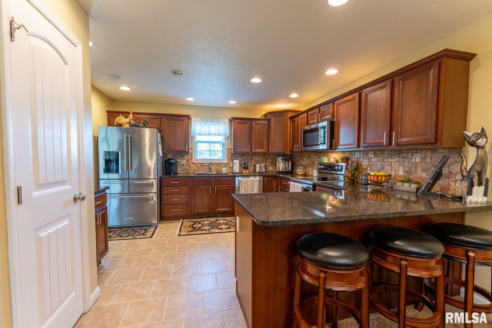 15766 Ciara Road Marion, IL 62959 - Photo 14 of 42