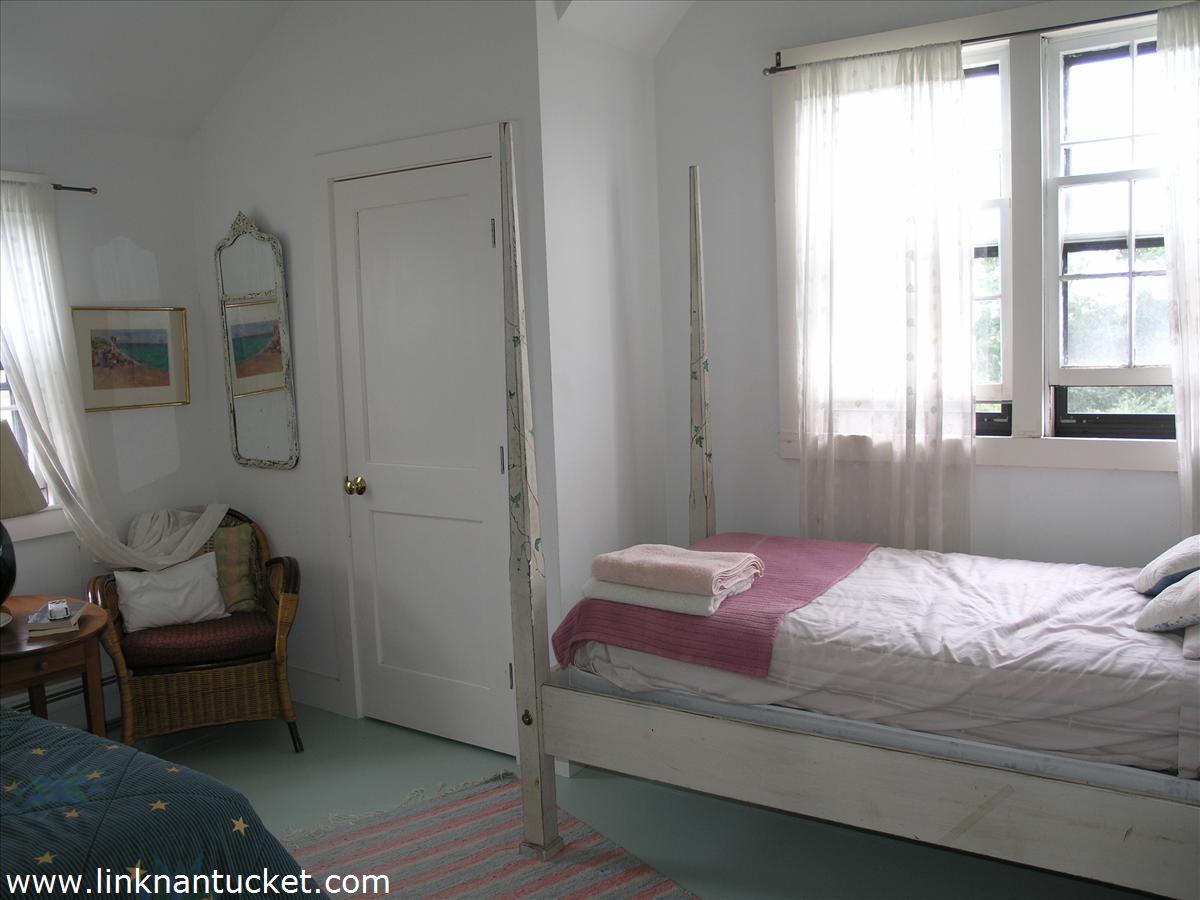 35 Millbrook Road Nantucket, MA 02554 - Photo 8 of 12 Gallery Image 8