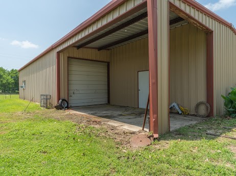 500 State Highway 31 West Dawson, TX 76639 - Photo 4 of 32 a backyard of a house