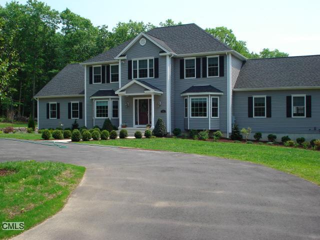 70 Old Country Road Oxford, CT 06478 - Photo 1 of 1
