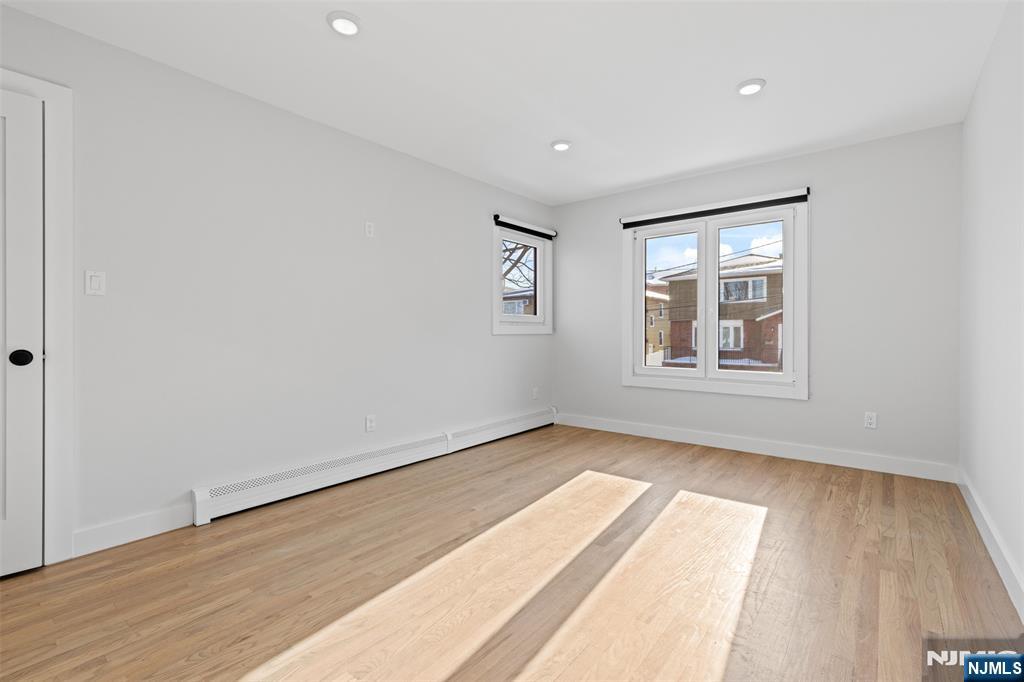 7 Sterling Place, Unit 2 Edgewater, NJ 07020 - Photo 22 of 34