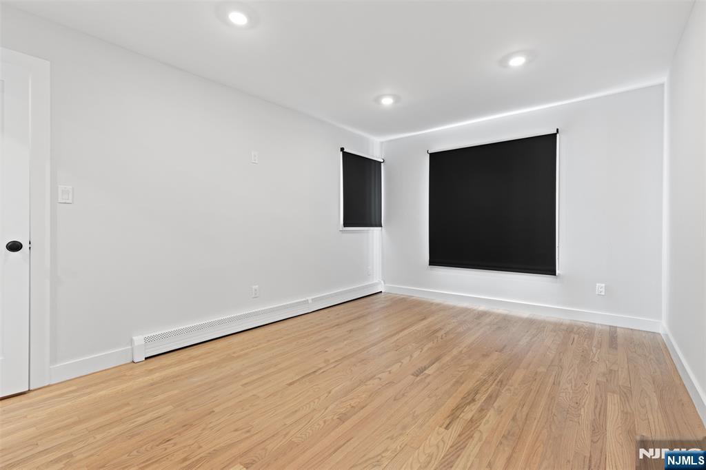 7 Sterling Place, Unit 2 Edgewater, NJ 07020 - Photo 27 of 34