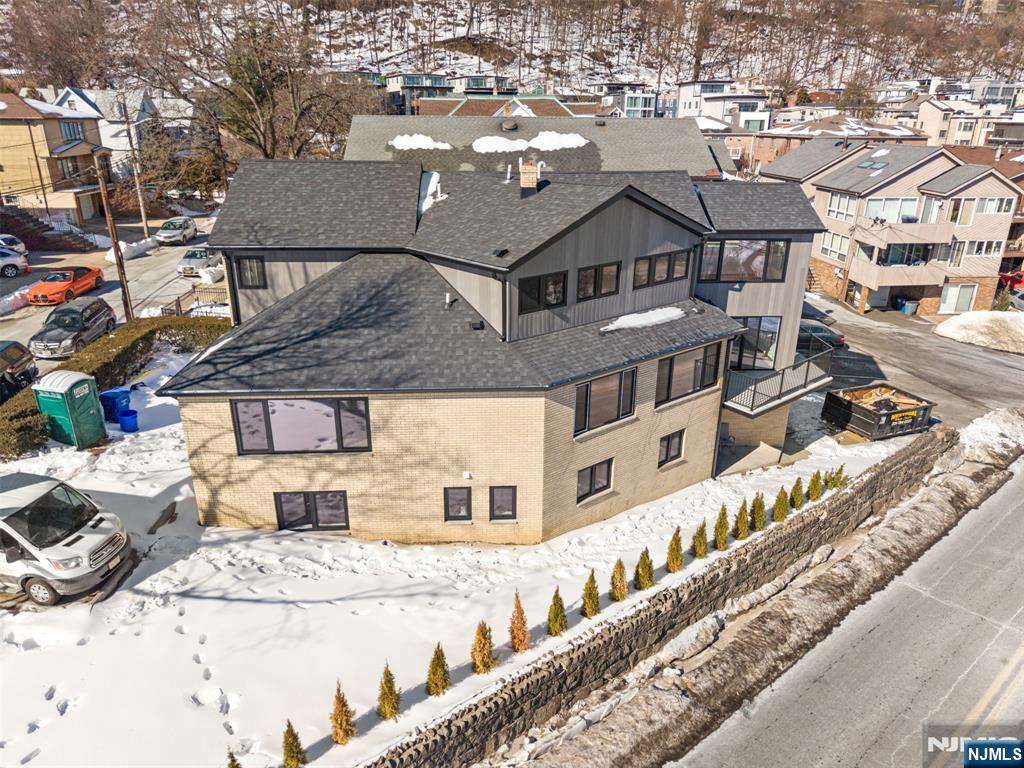 7 Sterling Place, Unit 2 Edgewater, NJ 07020 - Photo 34 of 34