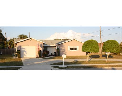 9141 Southwest 1st Place Boca Raton, FL 33428 - Photo 1 of 13 Primary Photo