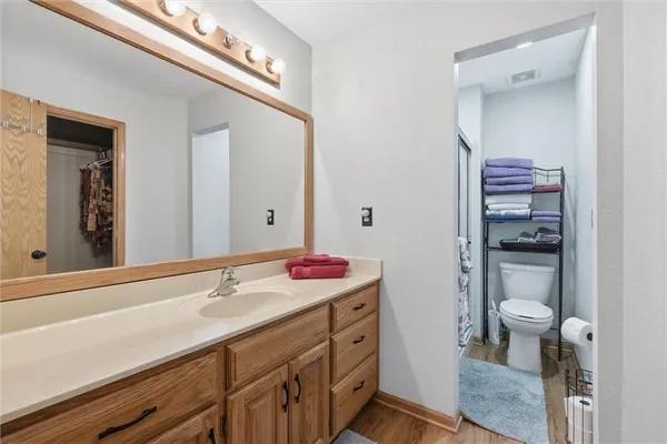 $325,000 | 1305 Sam Den Circle, Cameron, MO 64429