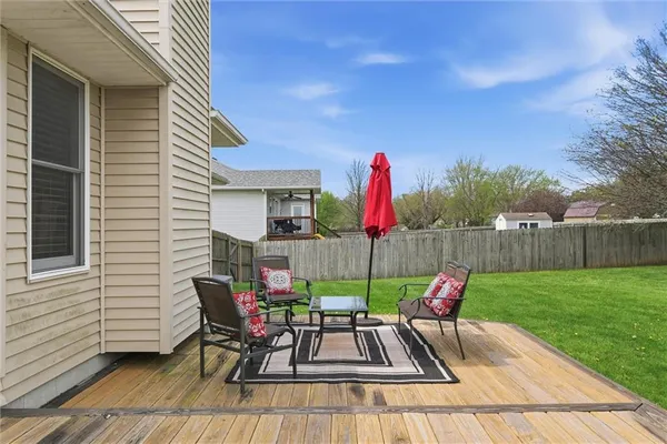 $325,000 | 1305 Sam Den Circle, Cameron, MO 64429
