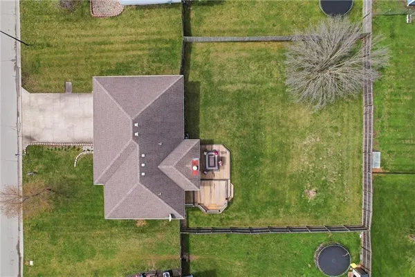 $325,000 | 1305 Sam Den Circle, Cameron, MO 64429