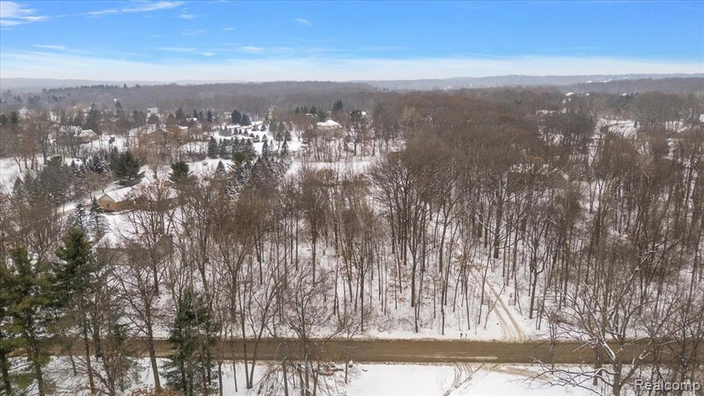 700 West Maple Road Milford, MI 48381 - Photo 17 of 24