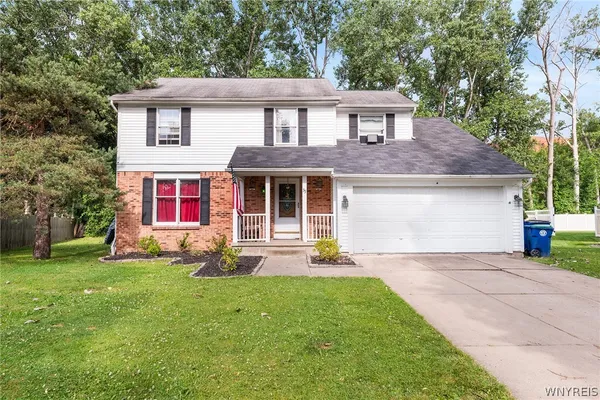 $395,900 | 35 Deepwood Court, Amherst, NY 14228