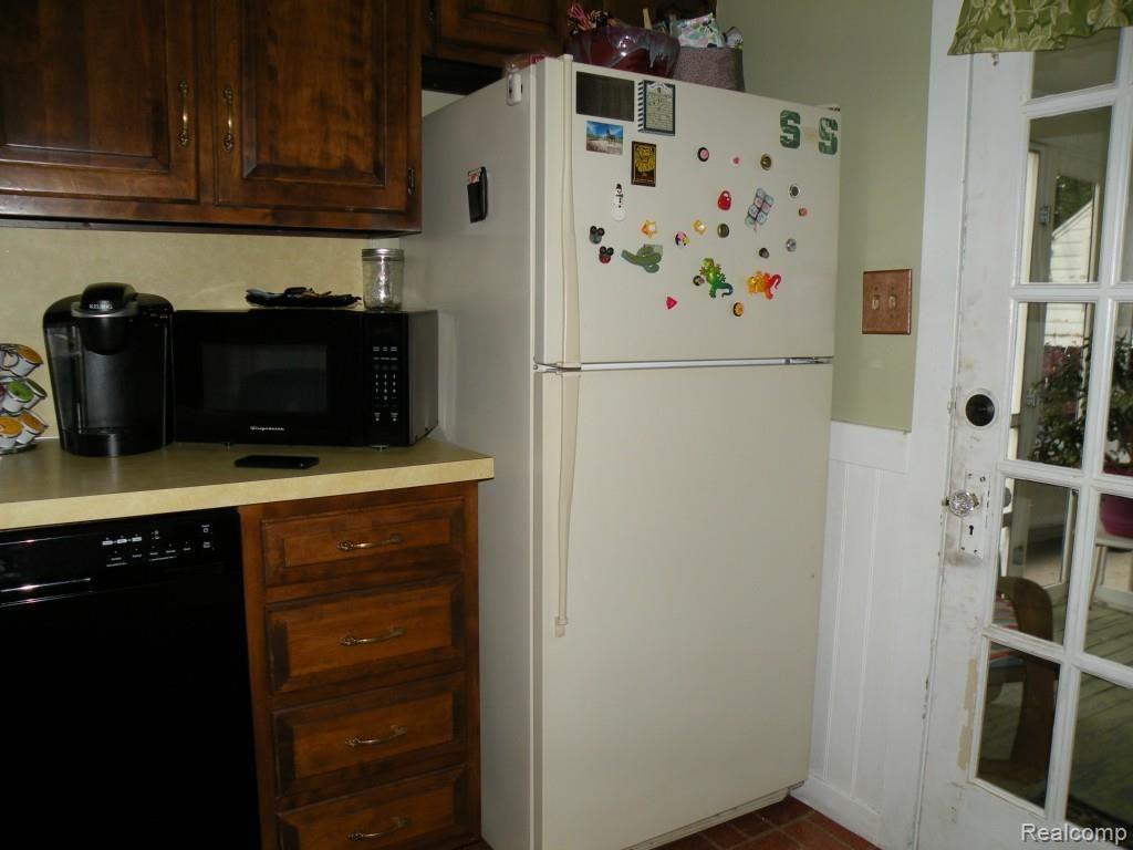 35420 Ridge Street Richmond, MI 48062 - Photo 10 of 34 DSCN7854.jpg