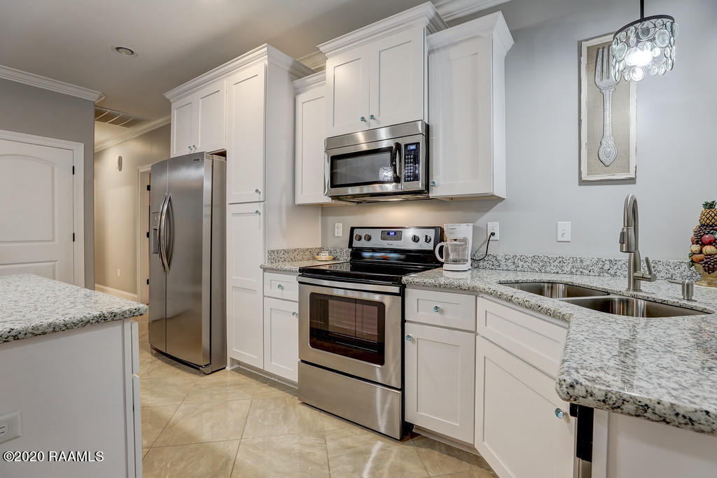 810 Russo Road New Iberia, LA 70563 - Photo 9 of 26 Gallery Image 9