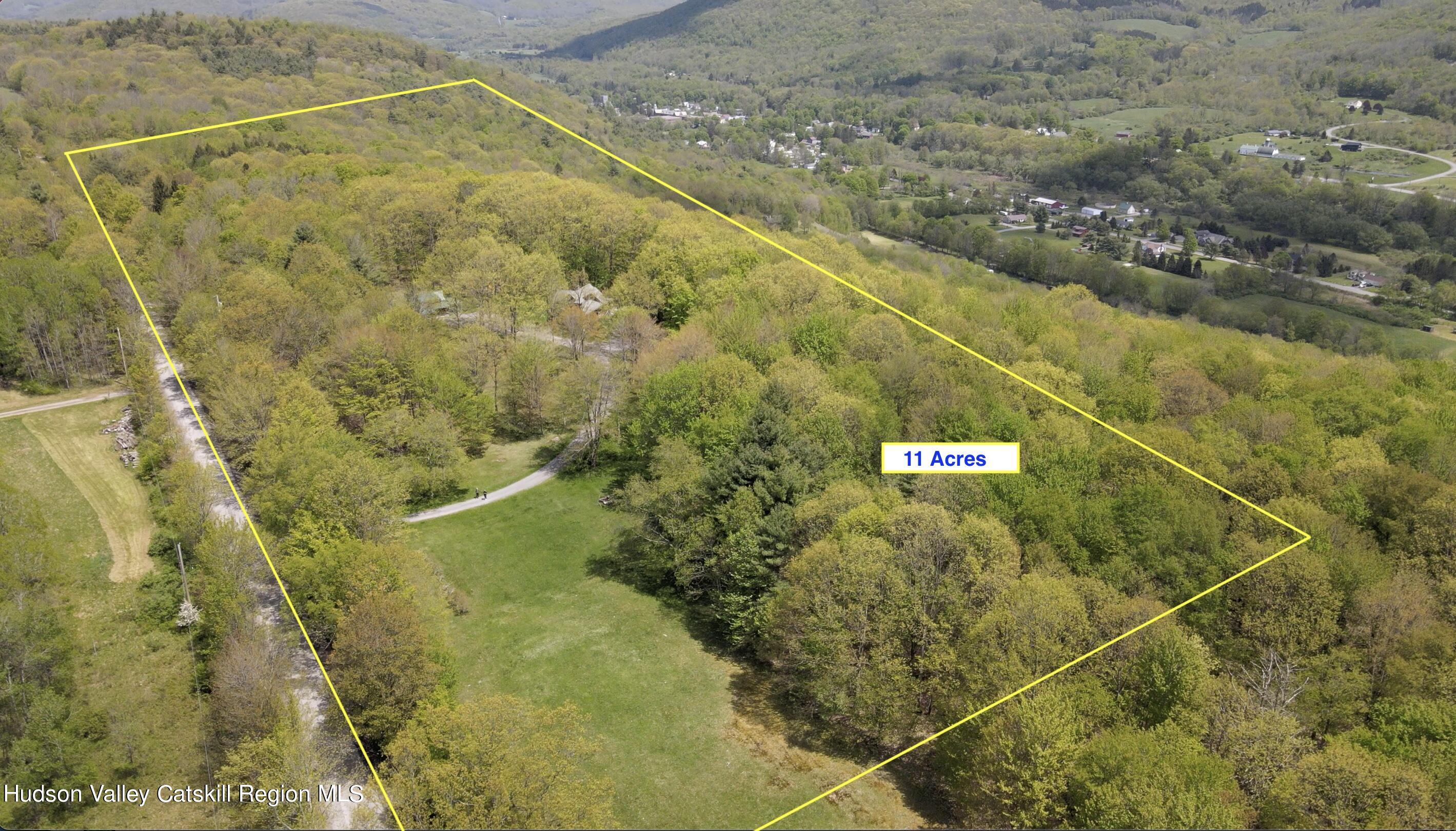 978 Scott Greene Road Roxbury, NY 12474 - Photo 2 of 41 a view of a bathroom