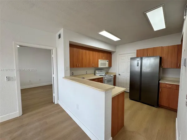 $2,100 | 201 Belmont Lane, Unit 201, North Lauderdale, FL 33068