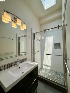 $1,700,000 | 2401 San Pablo Avenue, Oakland, CA 94607