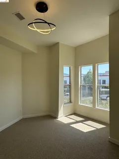 $1,700,000 | 2401 San Pablo Avenue, Oakland, CA 94607
