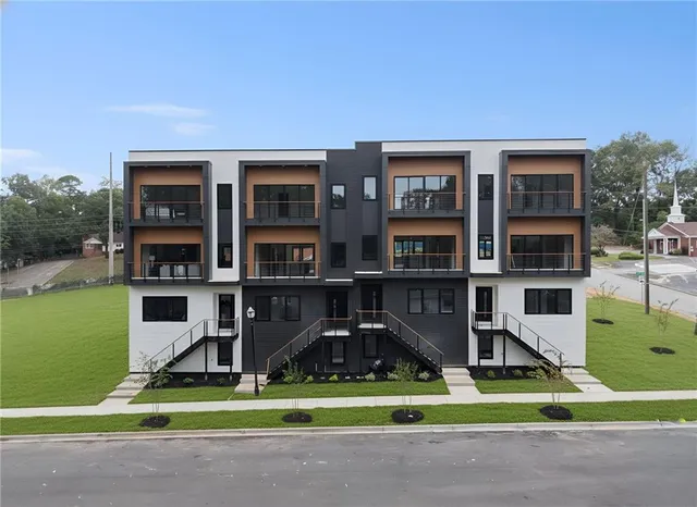 $775,000 | 2689 Grand Isles Way, Decatur, GA 30030