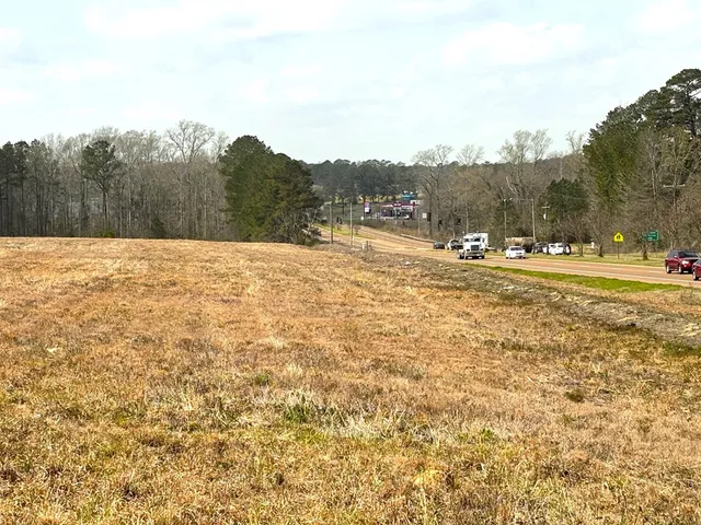 $2,780,000 | ... West Presley Boulevard, McComb, MS 39648