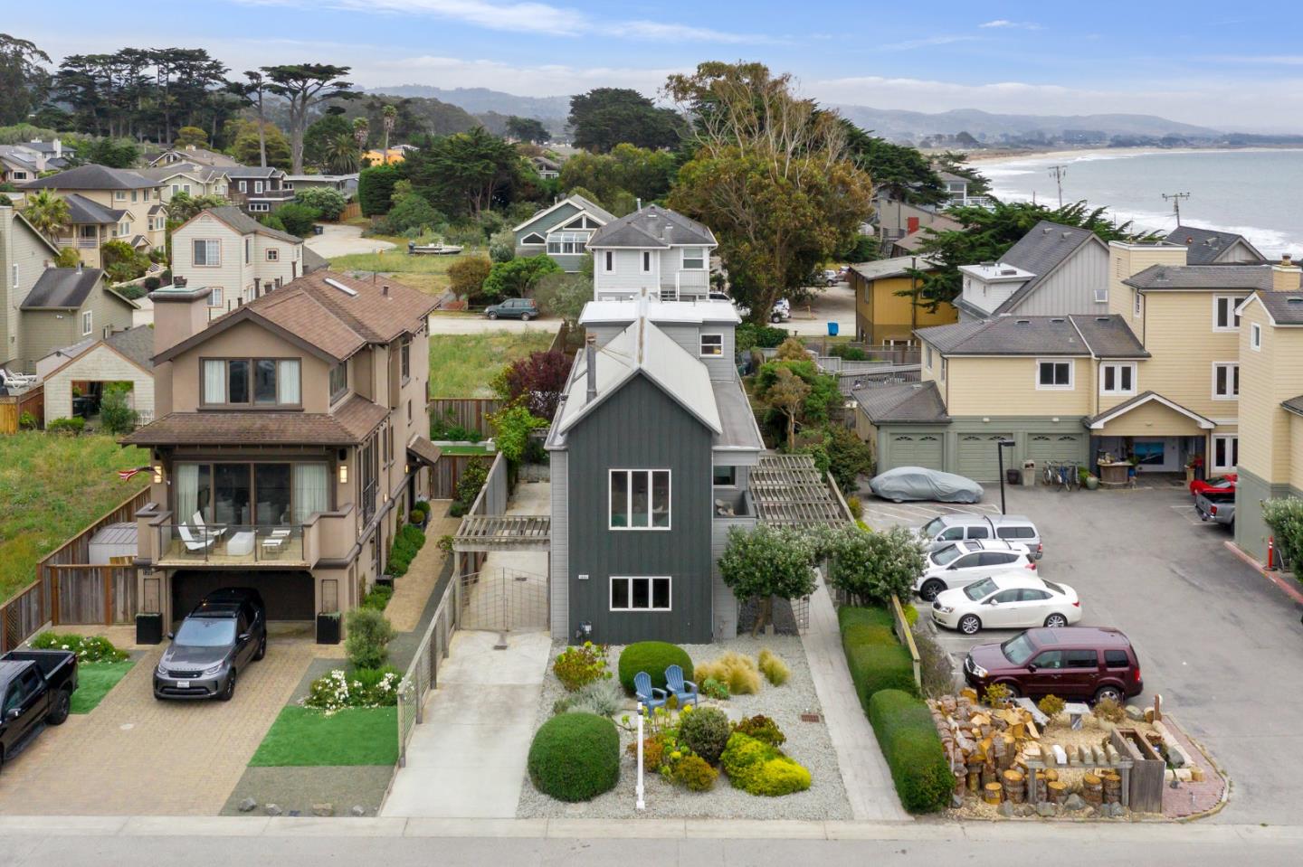 100 Coronado Avenue Half Moon Bay, CA 94019 - Photo 2 of 64