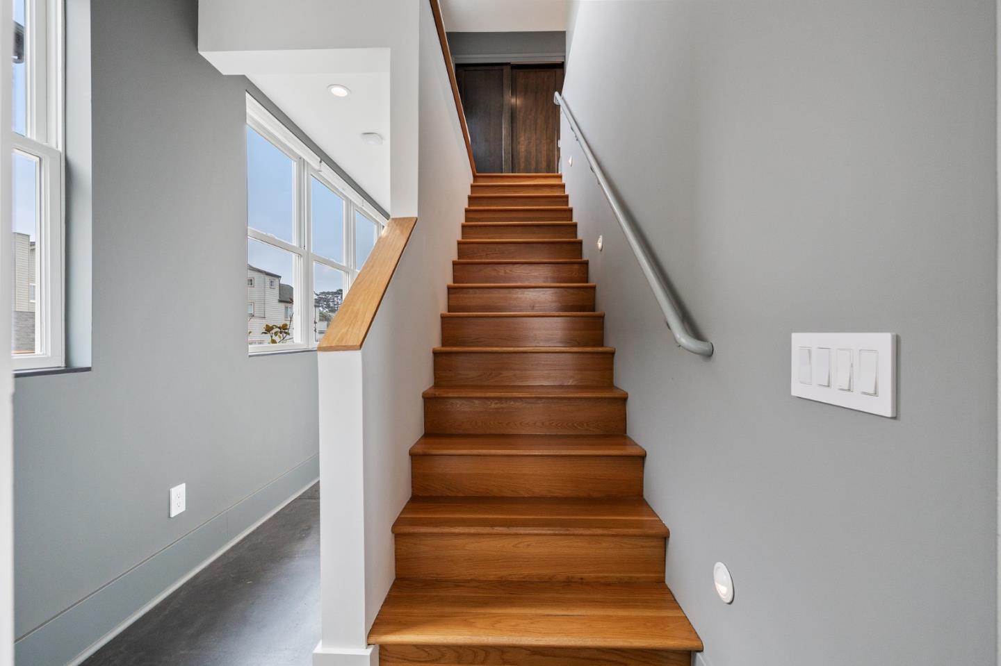 100 Coronado Avenue Half Moon Bay, CA 94019 - Photo 35 of 64 a view of entryway