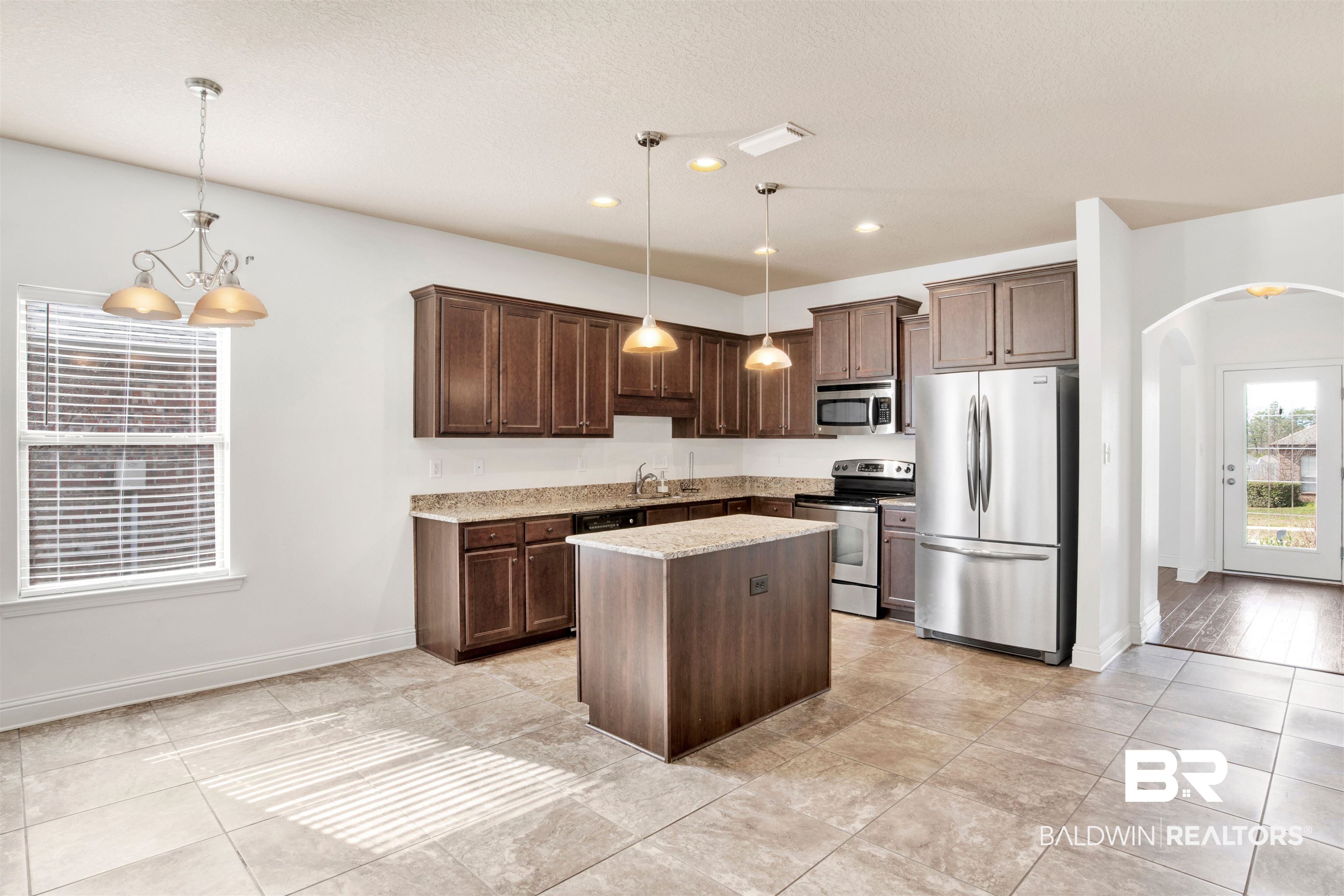 10638 Orkney Way Daphne, AL 36527 - Photo 7 of 28