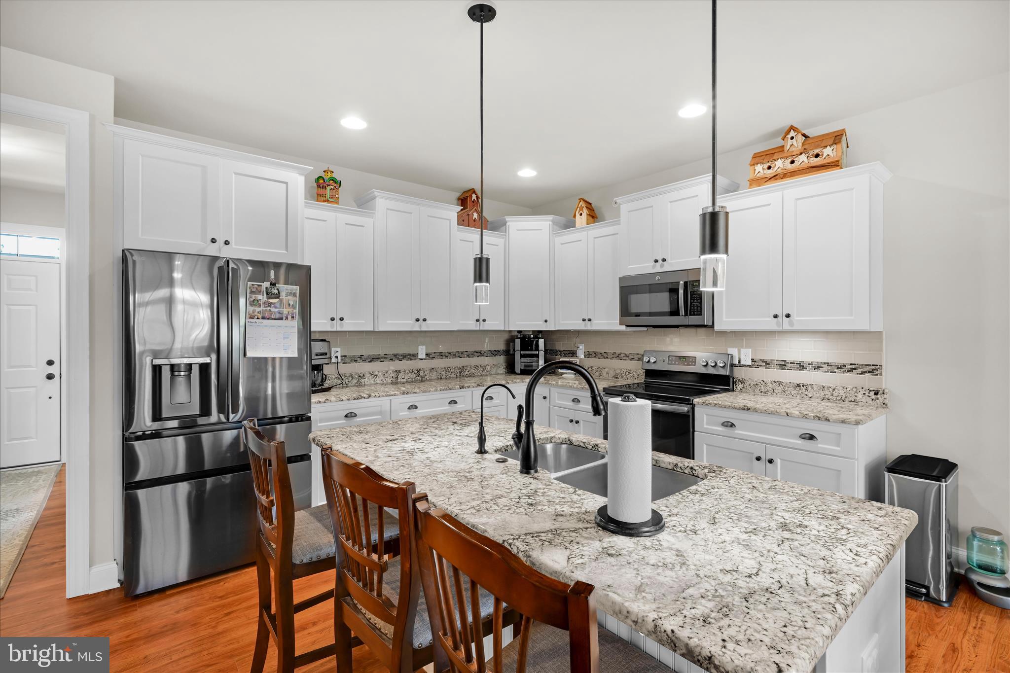 26 Midway Farms Lane Lancaster, PA 17602 - Photo 11 of 39 Kitchen