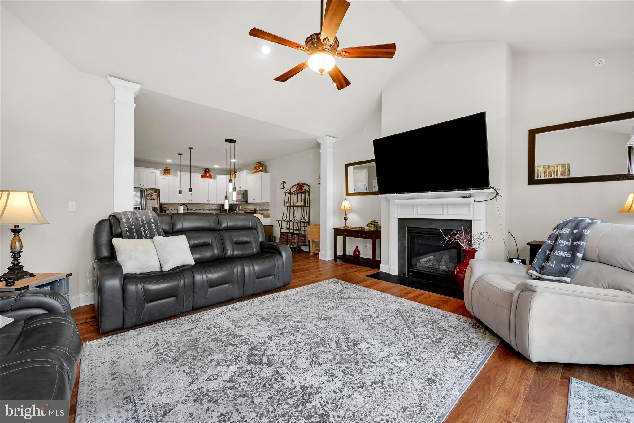 26 Midway Farms Lane Lancaster, PA 17602 - Photo 6 of 39 Living Area