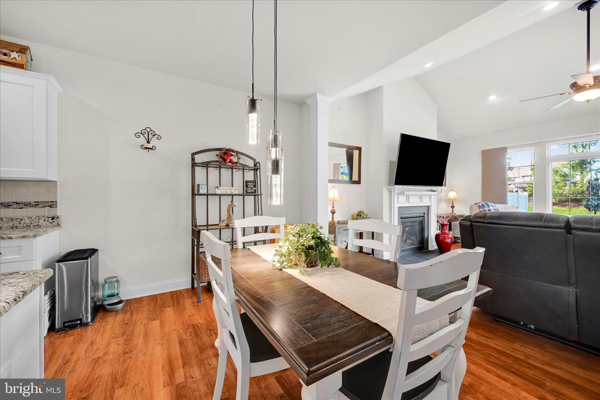 26 Midway Farms Lane Lancaster, PA 17602 - Photo 8 of 39 Dining Area