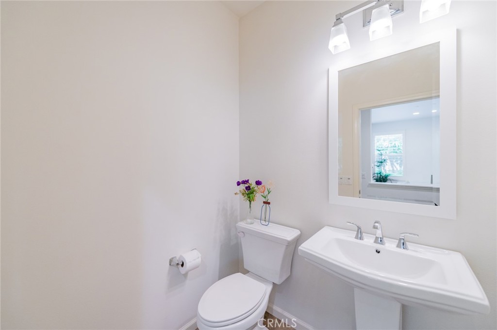 59 Fairymoss Irvine, CA 92620 - Photo 15 of 37